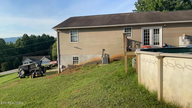 $285,000 | 885 North Ridgecrest Road, Luttrell, TN 37779