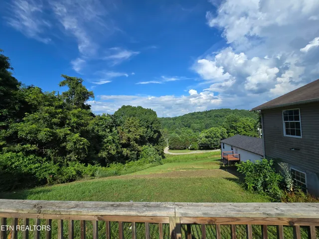 $285,000 | 885 North Ridgecrest Road, Luttrell, TN 37779