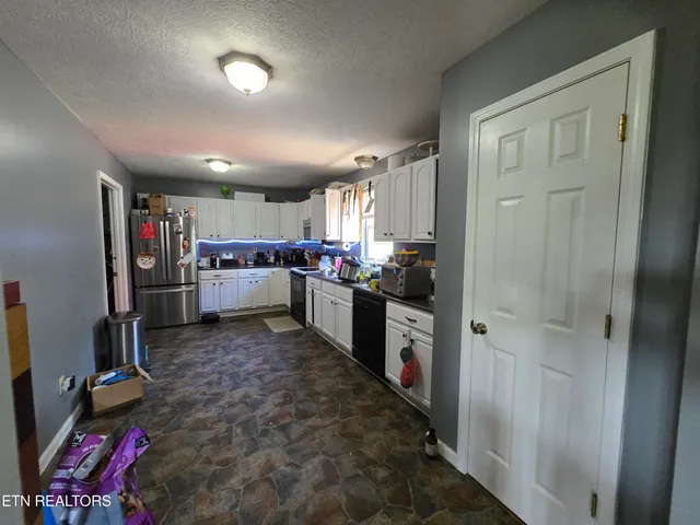 $285,000 | 885 North Ridgecrest Road, Luttrell, TN 37779