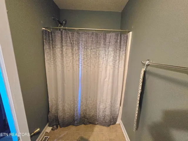 $285,000 | 885 North Ridgecrest Road, Luttrell, TN 37779