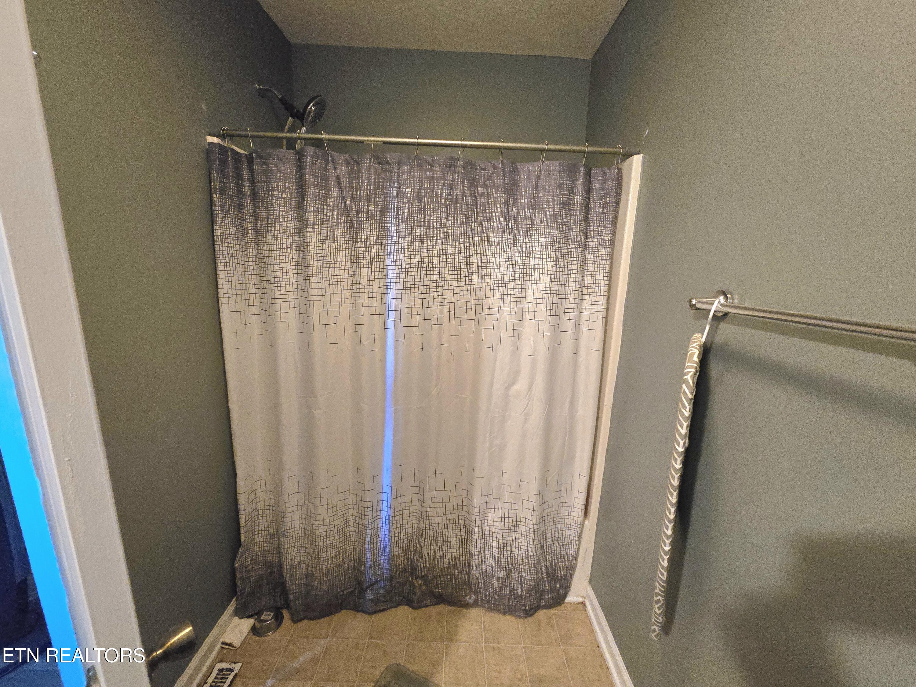 885 North Ridgecrest Road Luttrell, TN 37779 - Photo 8 of 17 20250710_173041