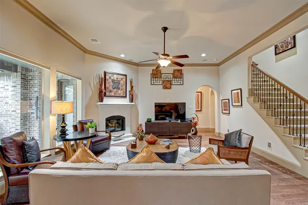 $5,550 | 7 Shearling Court, Spring, TX 77389