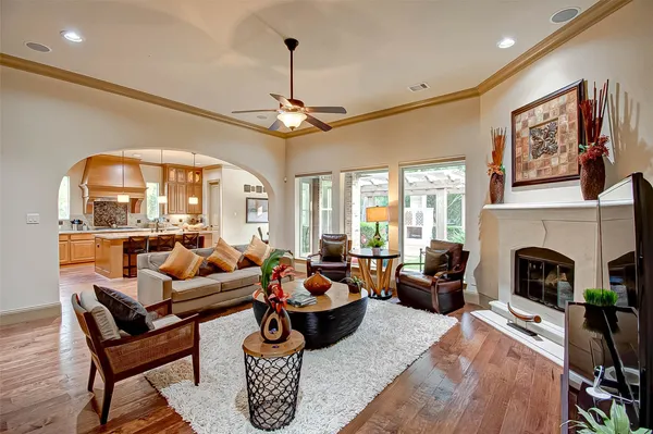 $5,550 | 7 Shearling Court, Spring, TX 77389