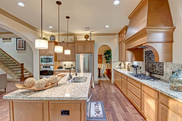 $5,550 | 7 Shearling Court, Spring, TX 77389