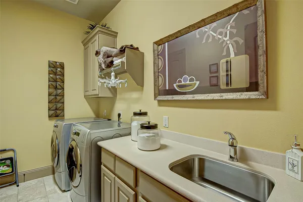 $5,550 | 7 Shearling Court, Spring, TX 77389