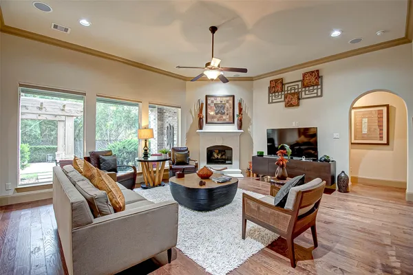 $5,550 | 7 Shearling Court, Spring, TX 77389