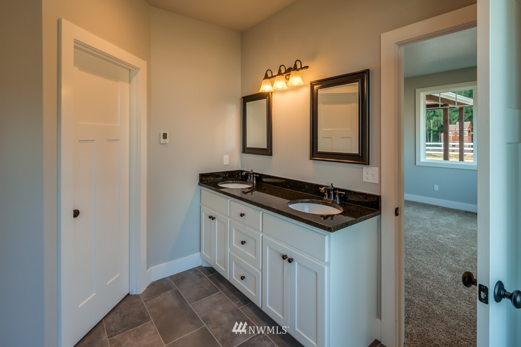 188 East Bartlett Road Lynden, WA 98264 - Photo 13 of 25 Gallery Image 13