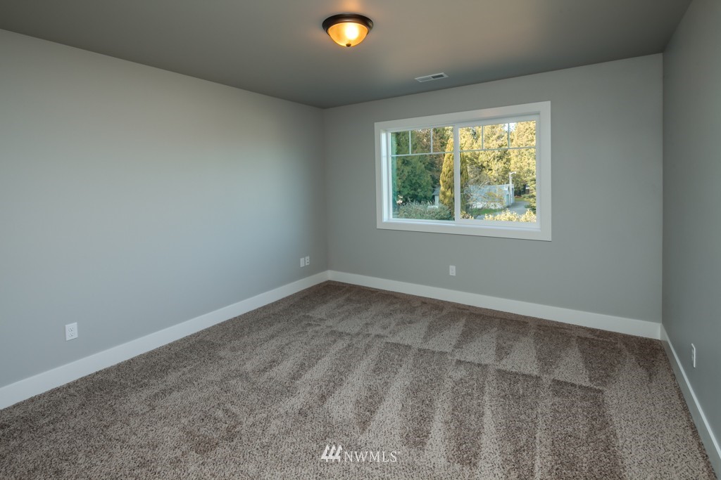 188 East Bartlett Road Lynden, WA 98264 - Photo 16 of 25 Gallery Image 16