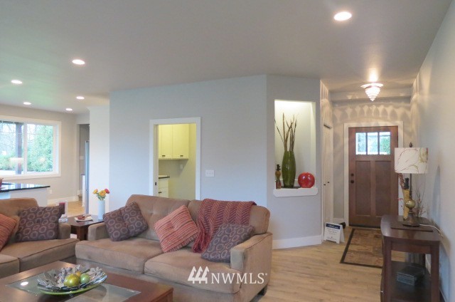 188 East Bartlett Road Lynden, WA 98264 - Photo 3 of 25 Gallery Image 3