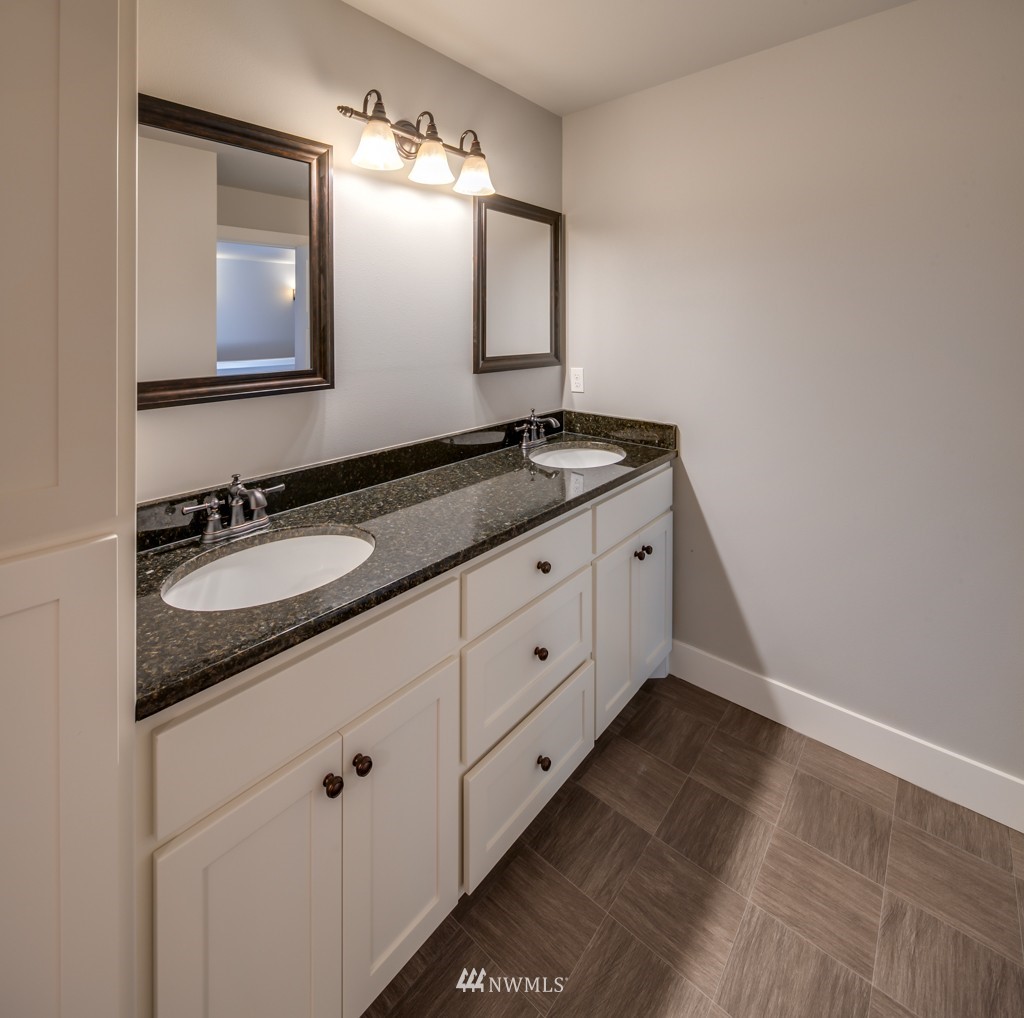 188 East Bartlett Road Lynden, WA 98264 - Photo 22 of 25 Gallery Image 22