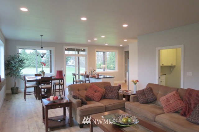 188 East Bartlett Road Lynden, WA 98264 - Photo 6 of 25 Gallery Image 6