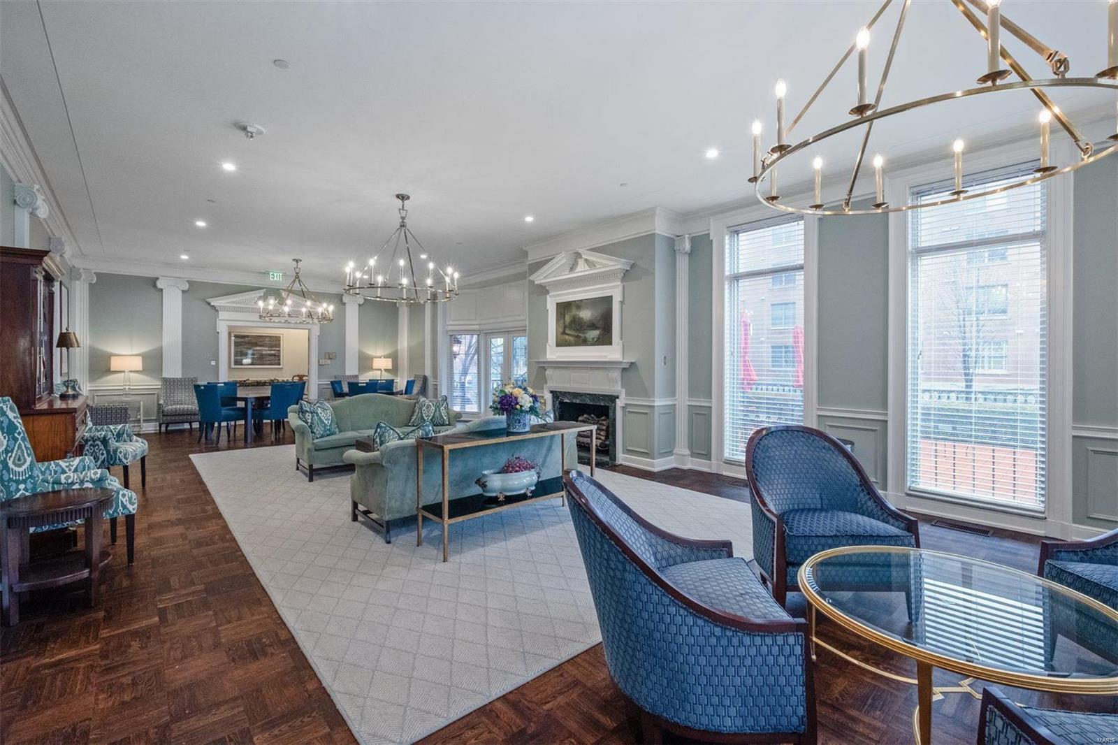 710 South Hanley Road, Unit 18C St. Louis, MO 63105 - Photo 4 of 28 Gallery Image 4
