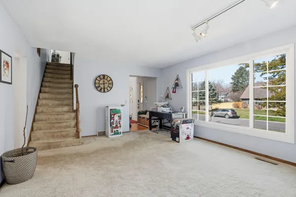 $4,295 | 10427 Brown Farm Circle, Eden Prairie, MN 55347