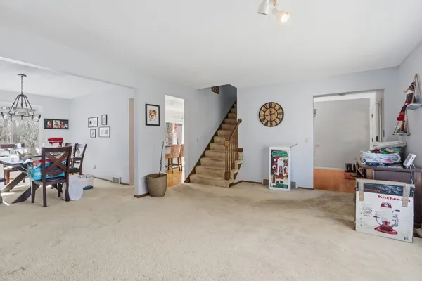 $4,295 | 10427 Brown Farm Circle, Eden Prairie, MN 55347