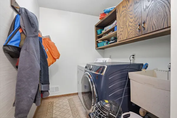 $4,295 | 10427 Brown Farm Circle, Eden Prairie, MN 55347