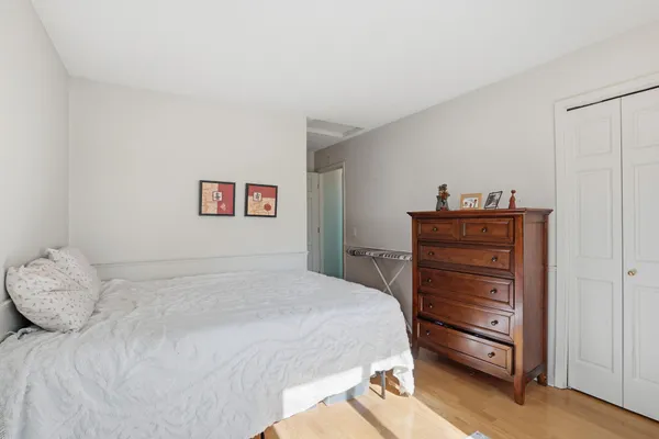 $4,295 | 10427 Brown Farm Circle, Eden Prairie, MN 55347