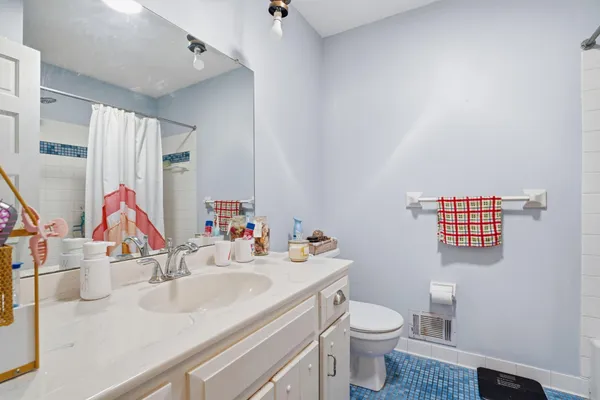 $4,295 | 10427 Brown Farm Circle, Eden Prairie, MN 55347