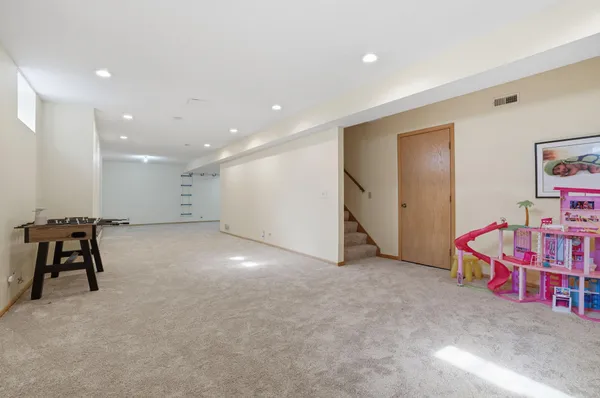 $4,295 | 10427 Brown Farm Circle, Eden Prairie, MN 55347