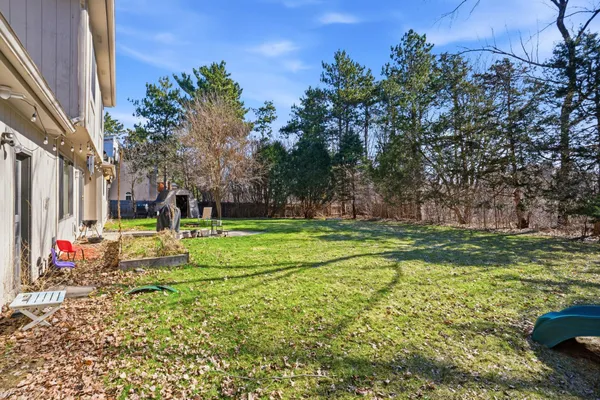 $4,295 | 10427 Brown Farm Circle, Eden Prairie, MN 55347