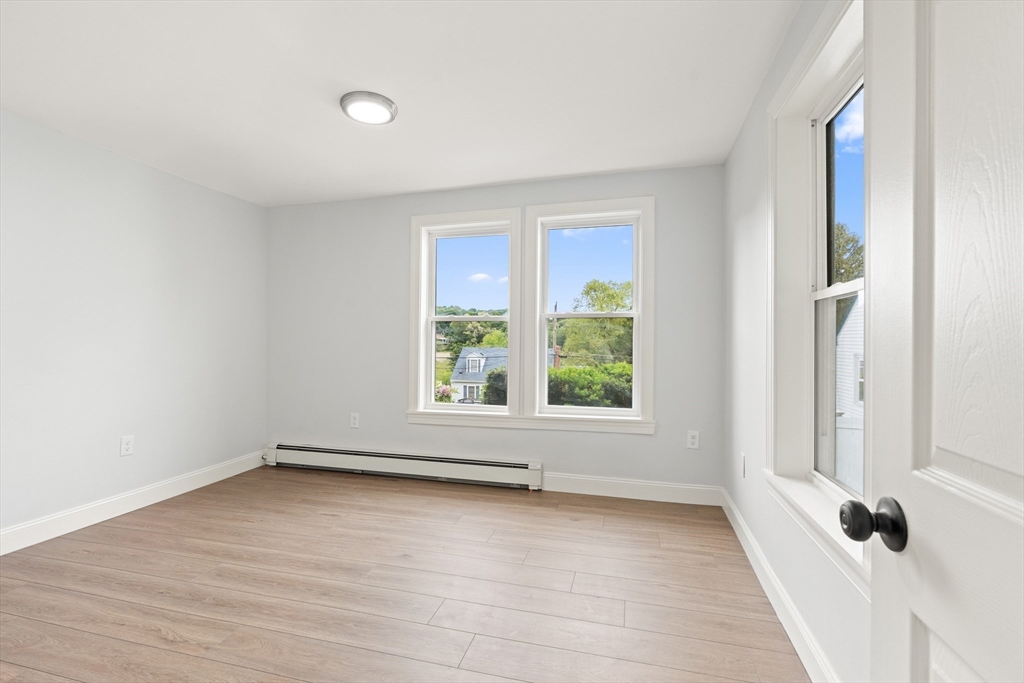 134 Edgemere Road Lynn, MA 01904 - Photo 11 of 37 Gallery Image 11