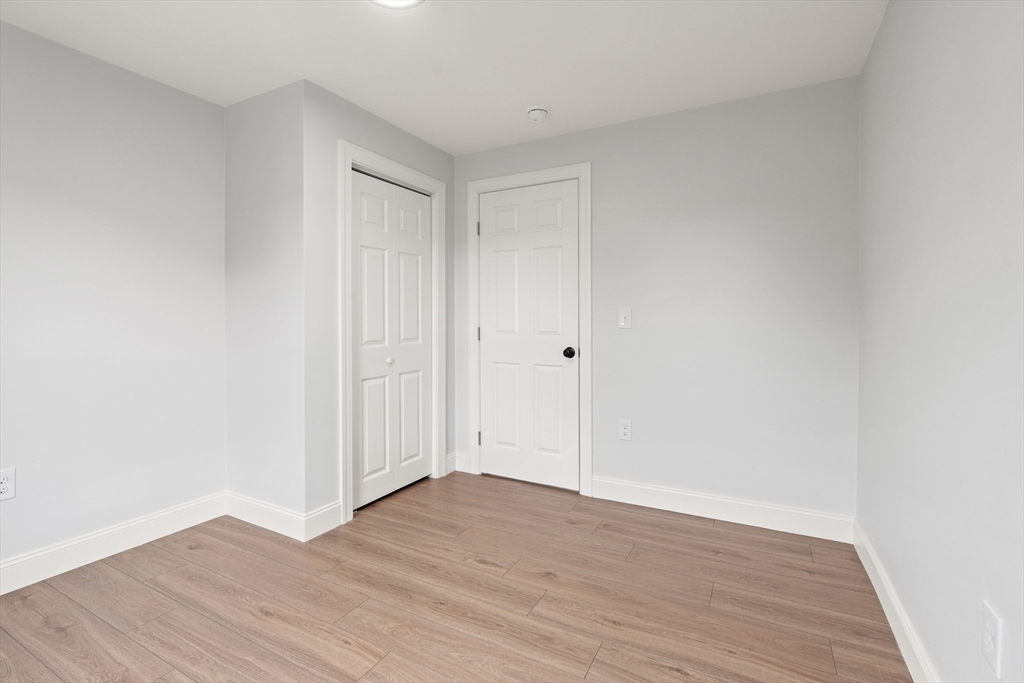 134 Edgemere Road Lynn, MA 01904 - Photo 17 of 37 Gallery Image 17