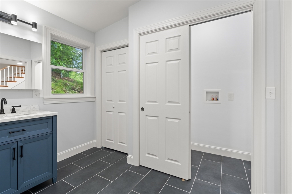 134 Edgemere Road Lynn, MA 01904 - Photo 23 of 37 Gallery Image 23