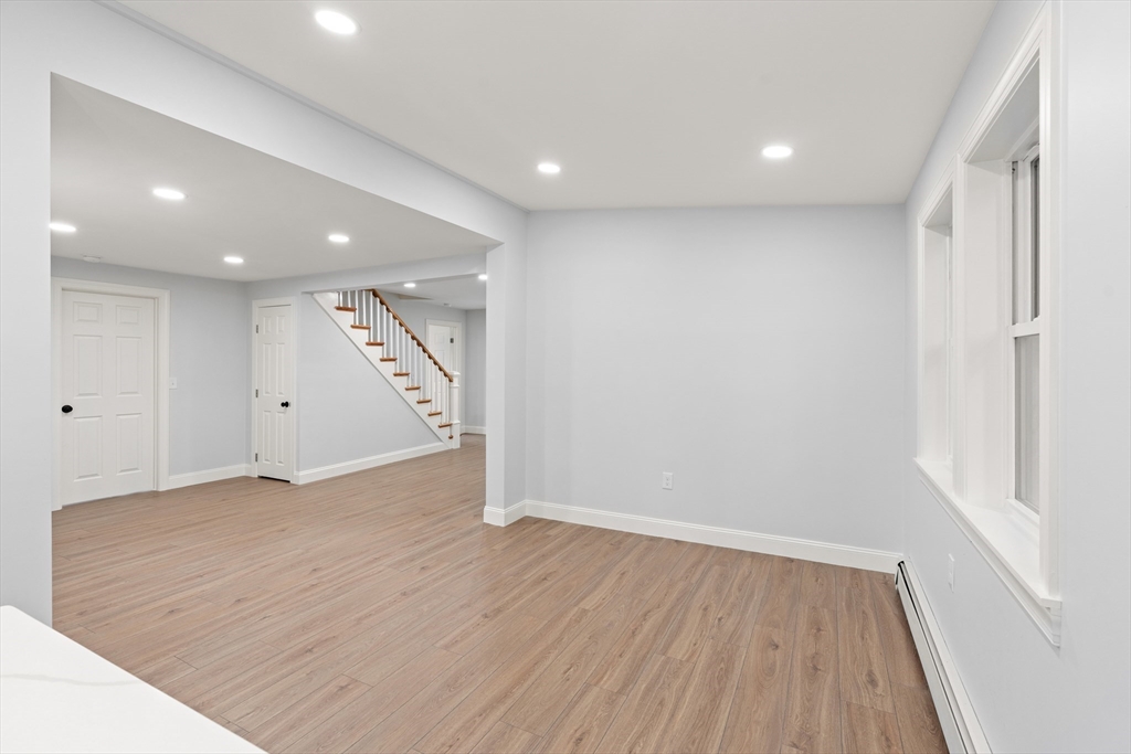 134 Edgemere Road Lynn, MA 01904 - Photo 9 of 37 Gallery Image 9