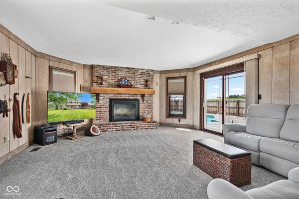 $675,000 | 4545 West 200 South, Lebanon, IN 46052