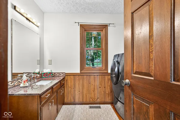 $675,000 | 4545 West 200 South, Lebanon, IN 46052