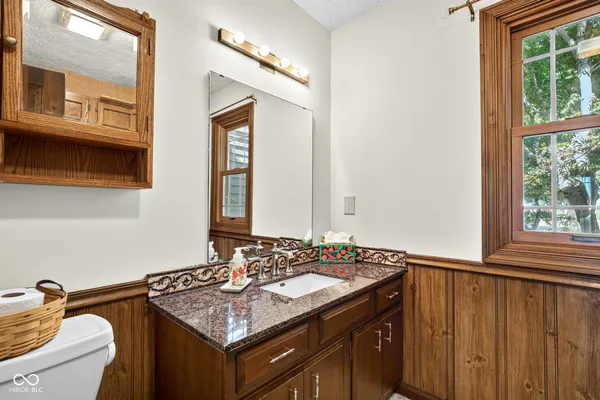 $675,000 | 4545 West 200 South, Lebanon, IN 46052