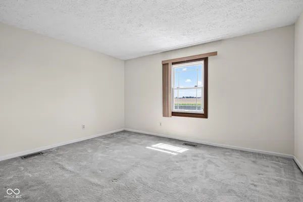 $675,000 | 4545 West 200 South, Lebanon, IN 46052