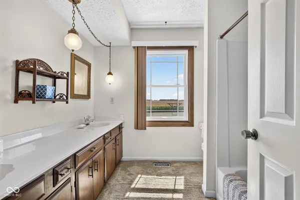 $675,000 | 4545 West 200 South, Lebanon, IN 46052