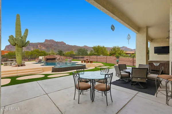 $1,200,000 | 1067 South Trigger Court, Apache Junction, AZ 85119