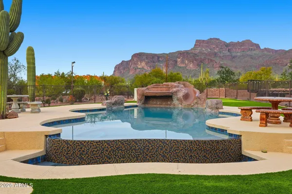 $1,200,000 | 1067 South Trigger Court, Apache Junction, AZ 85119