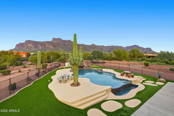 $1,200,000 | 1067 South Trigger Court, Apache Junction, AZ 85119