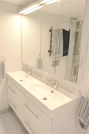 8 Museum Way, Unit 1201 Cambridge, MA 02141 - Photo 14 of 25 a bathroom with a sink and a mirror