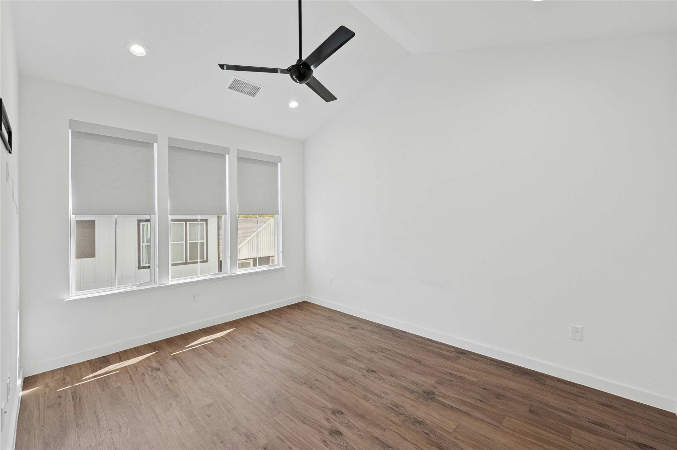 3809 Valley View Road, Unit 10 Austin, TX 78704 - Photo 13 of 30