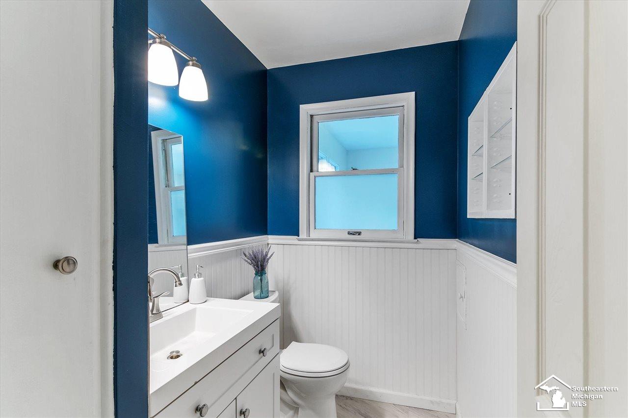 2775 North Hickory Ridge Road Highland, MI 48357 - Photo 17 of 41