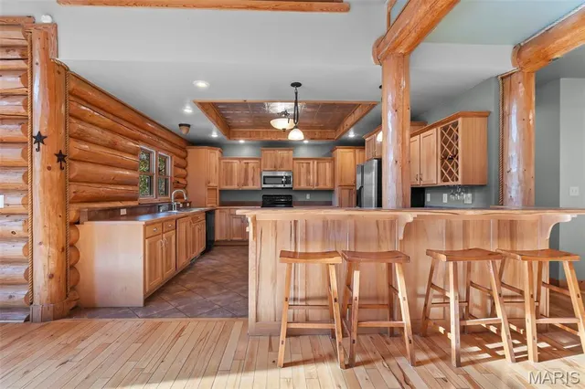 $625,000 | 53 Bonanza Lane, Scott City, MO 63780