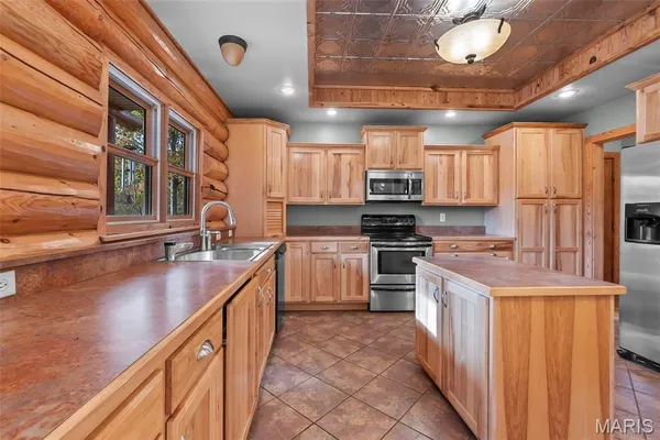 $559,000 | 53 Bonanza Lane, Scott City, MO 63780