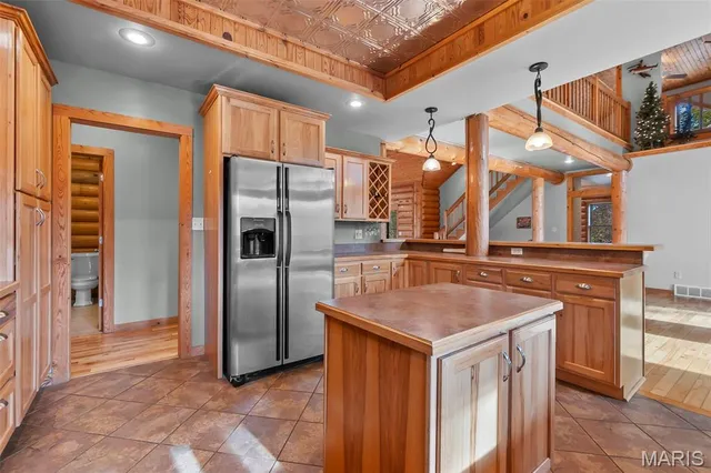 $625,000 | 53 Bonanza Lane, Scott City, MO 63780