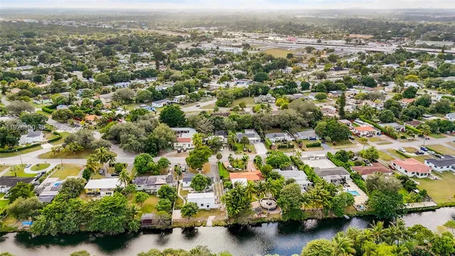 $1,100,000 | 201 South Biscayne River Drive, Miami, FL 33169