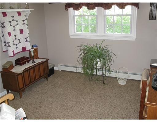 55 Riverside Avenue Sanford, ME 04073 - Photo 10 of 14 Bedroom.