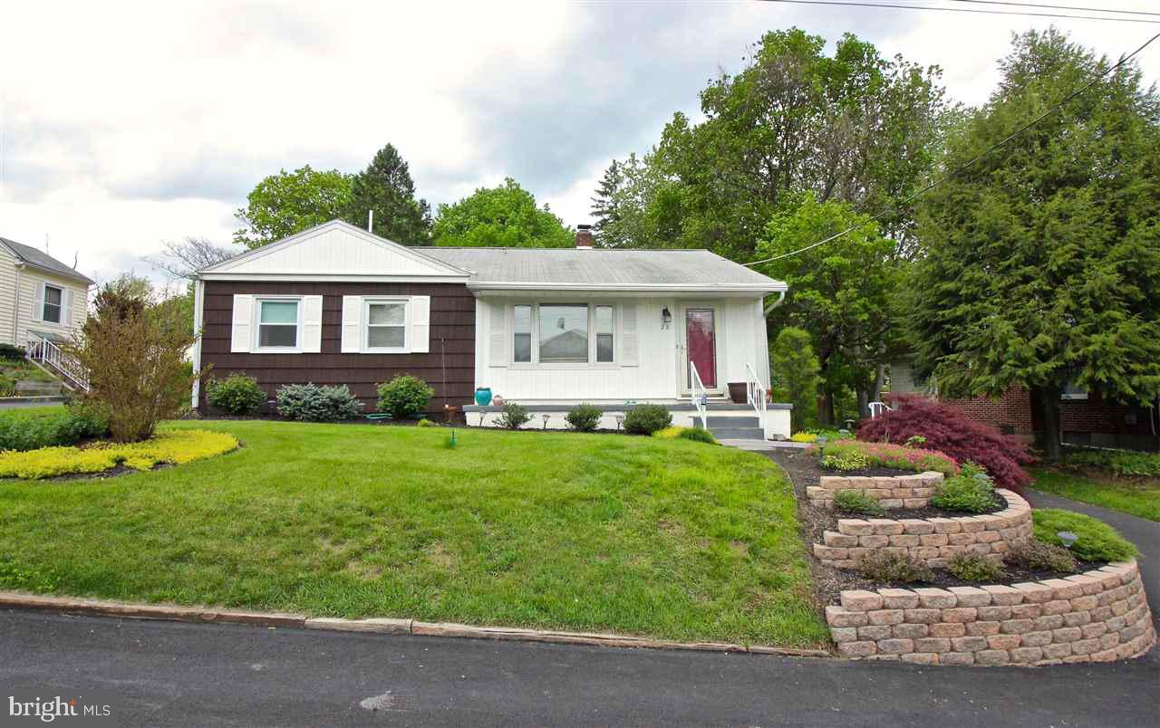 28 Charlton Road Harrisburg, PA 17112 - Photo 1 of 25 Gallery Image 1