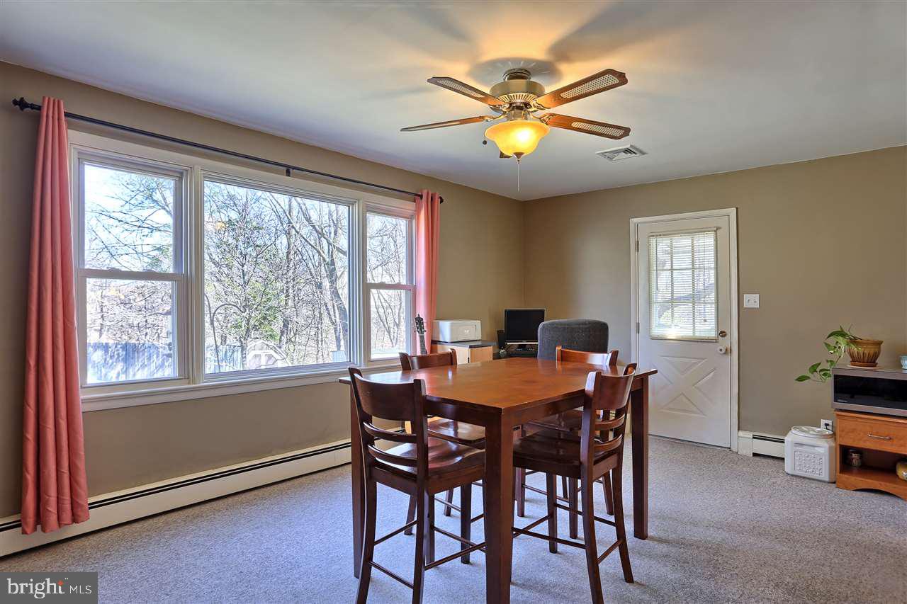 28 Charlton Road Harrisburg, PA 17112 - Photo 12 of 25 Gallery Image 12