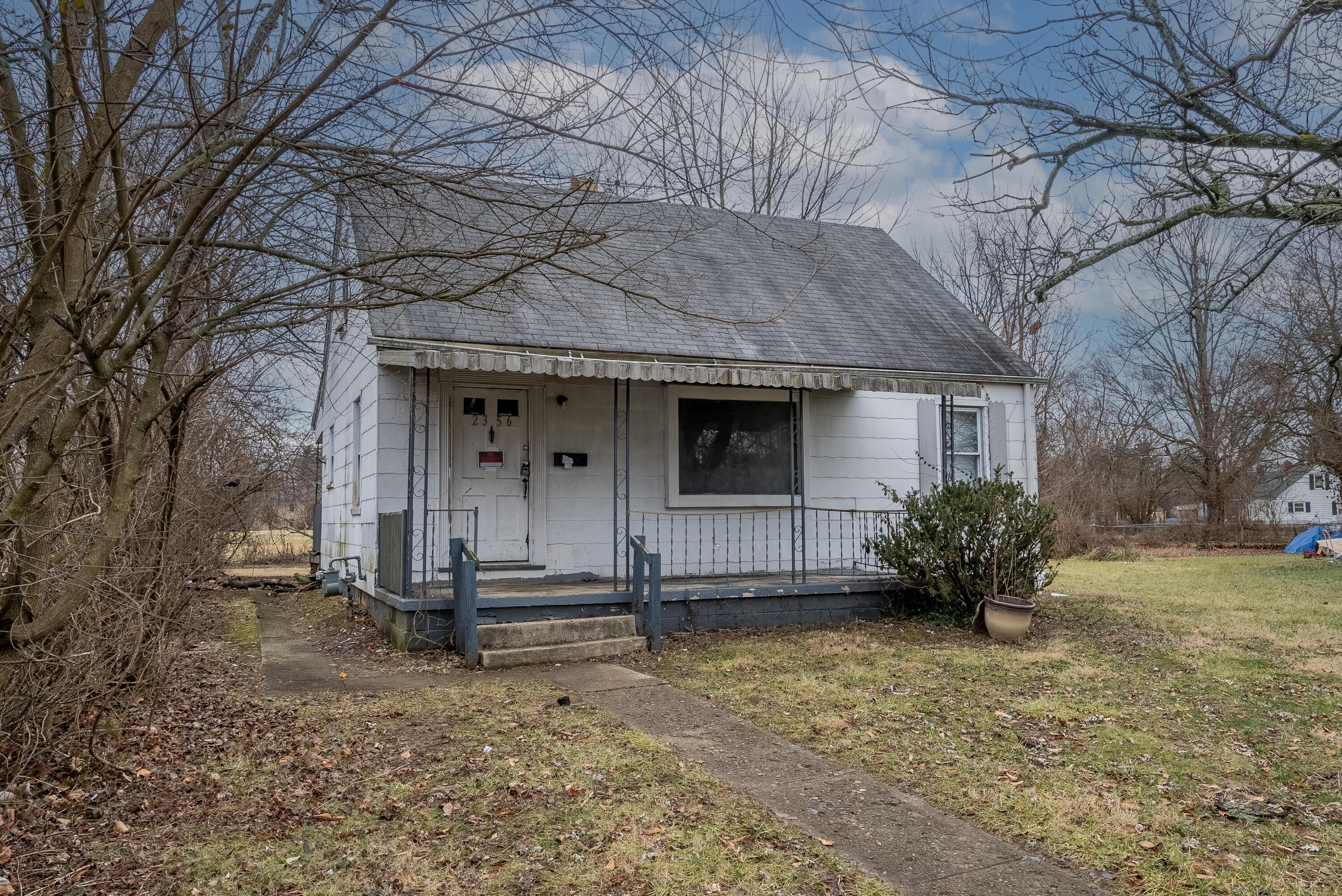 2356 Delbert Road Columbus, OH 43211 - Photo 2 of 20 2356 Delbert Road, Columbus EXT Edited-9