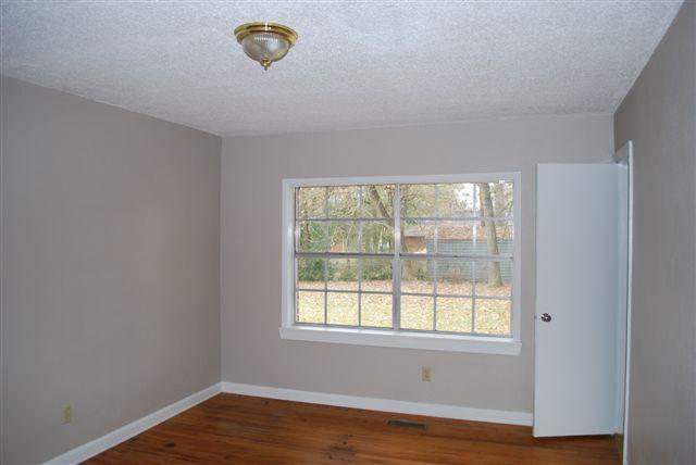 609 North Moore Road Chattanooga, TN 37411 - Photo 8 of 11 bedroom3