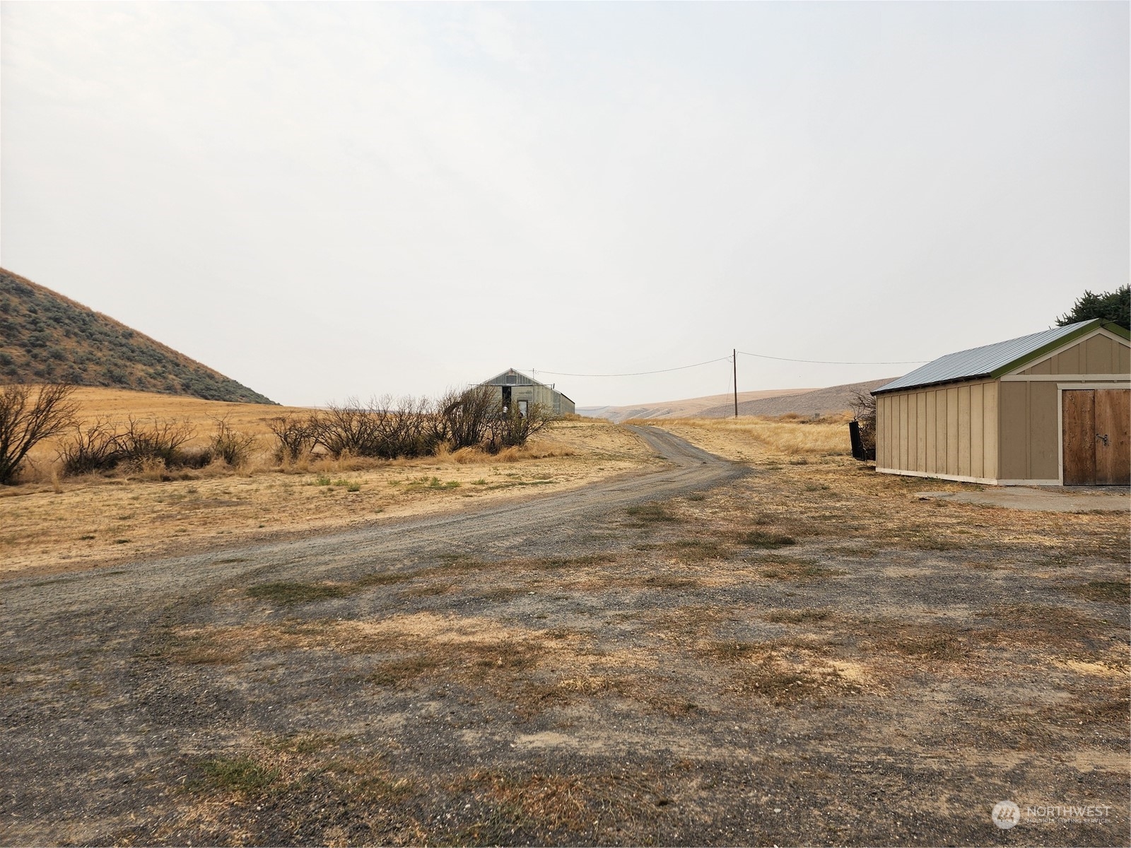 2946 East Ralston-Benge Road Benge, WA 99105 - Photo 4 of 4 a view of an ocean