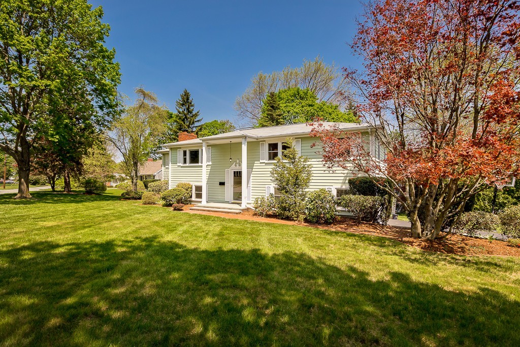 15 Eastview Road Hopkinton, MA 01748 - Photo 1 of 20 Gallery Image 1
