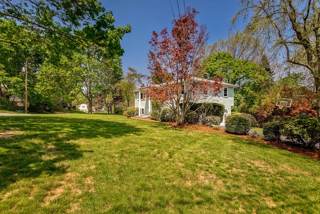 15 Eastview Road Hopkinton, MA 01748 - Photo 18 of 20 Gallery Image 18